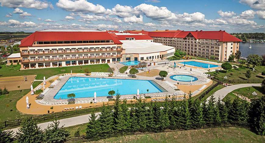 Лето круглый год в аквапарке «Тропикана»